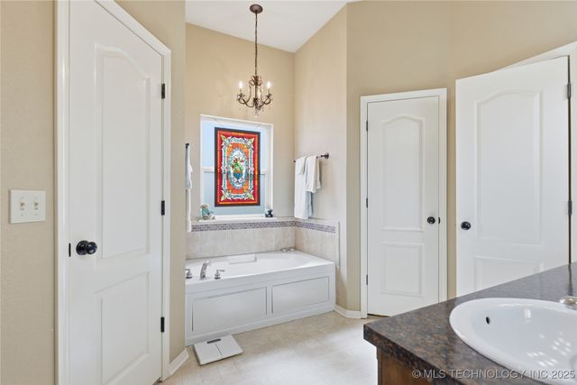 15715 S Broadway Street, Glenpool, OK 74033