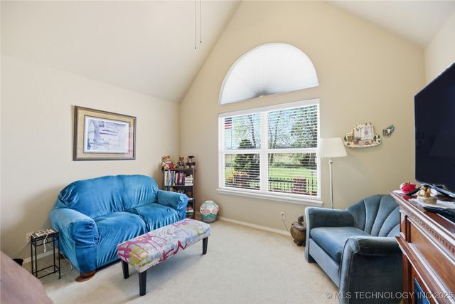 15715 S Broadway Street, Glenpool, OK 74033