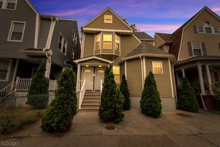 87 N 19Th St, East Orange City, NJ 07017