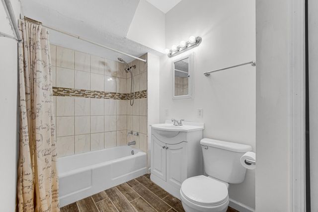 404 F Street, La Porte, IN 46350