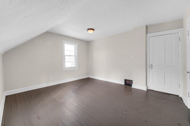 404 F Street, La Porte, IN 46350