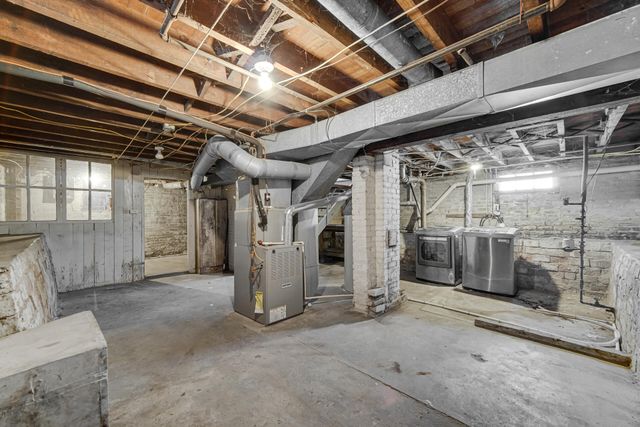 404 F Street, La Porte, IN 46350