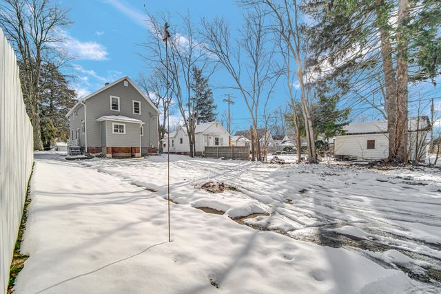 404 F Street, La Porte, IN 46350