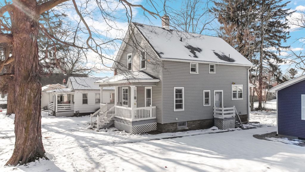 404 F Street, La Porte, IN 46350