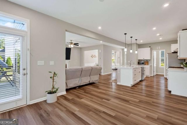 8080 Brewton Bend, Ball Ground, GA 30107