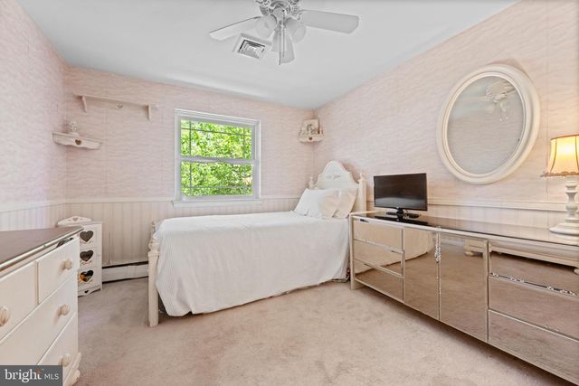260 AVON RD, Springfield, PA 19064