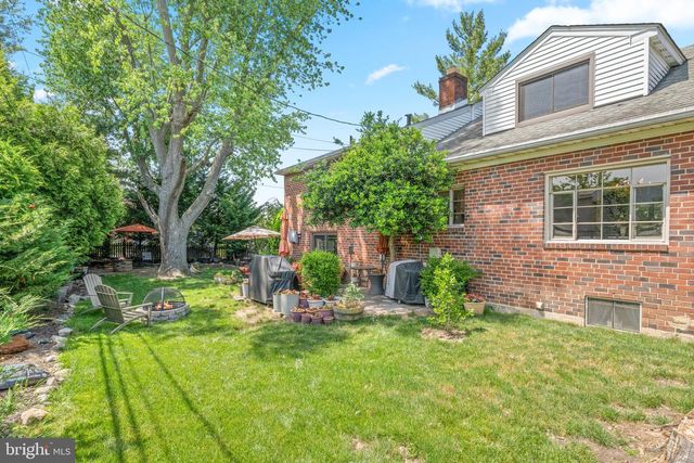 260 AVON RD, Springfield, PA 19064