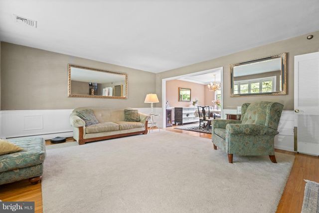 260 AVON RD, Springfield, PA 19064