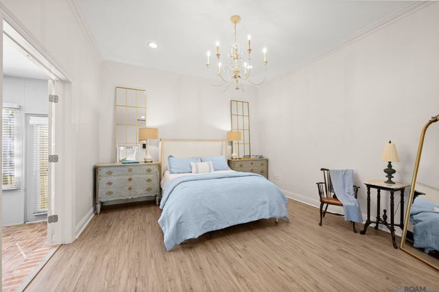 5380 Courtyard Dr, Gonzales, LA 70737