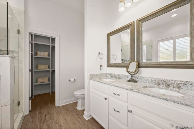 5380 Courtyard Dr, Gonzales, LA 70737