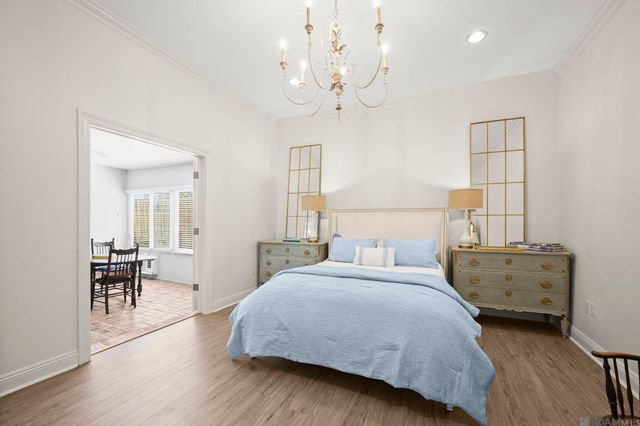 5380 Courtyard Dr, Gonzales, LA 70737