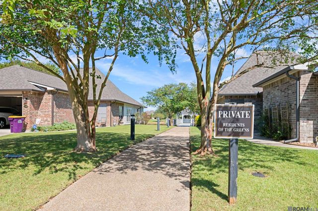 5380 Courtyard Dr, Gonzales, LA 70737