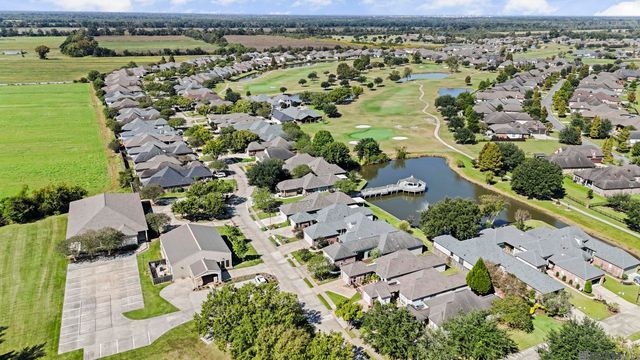 5380 Courtyard Dr, Gonzales, LA 70737