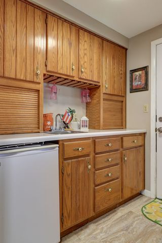 1411 2nd Avenue, Camanche, IA 52730