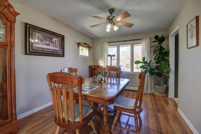 1411 2nd Avenue, Camanche, IA 52730