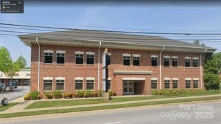 1985 Hendersonville Road 1st Fl, Asheville, NC 28803