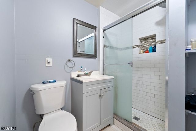 237 Astor St, Newark City, NJ 07114