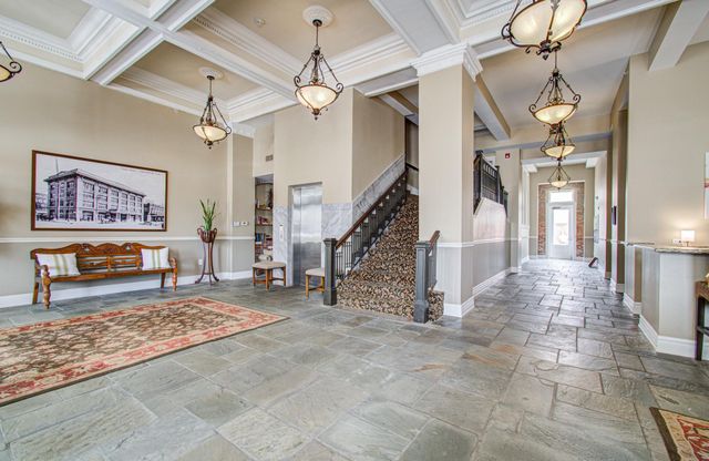 202 25th Street 202, Galveston, TX 77550