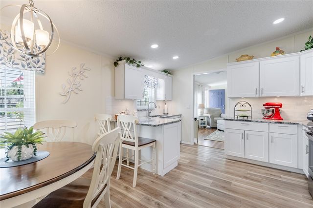 2611 VINDALE ROAD, Tavares, FL 32778