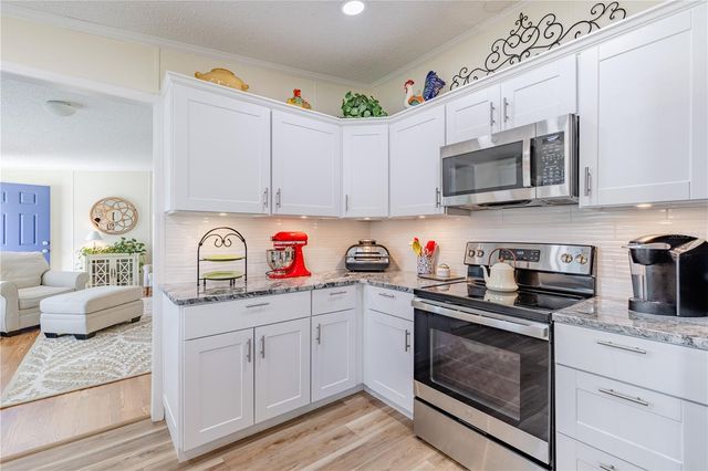 2611 VINDALE ROAD, Tavares, FL 32778