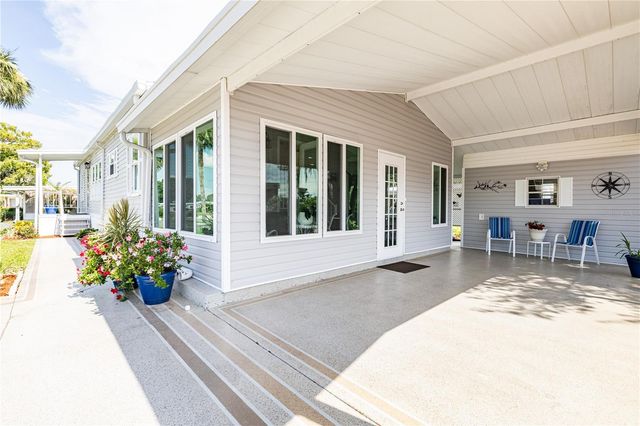 2611 VINDALE ROAD, Tavares, FL 32778