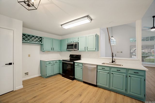 9754 Morningfield, San Antonio, TX 78250