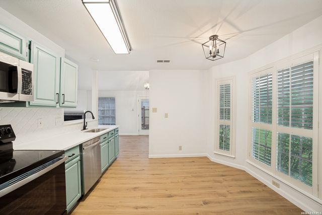 9754 Morningfield, San Antonio, TX 78250