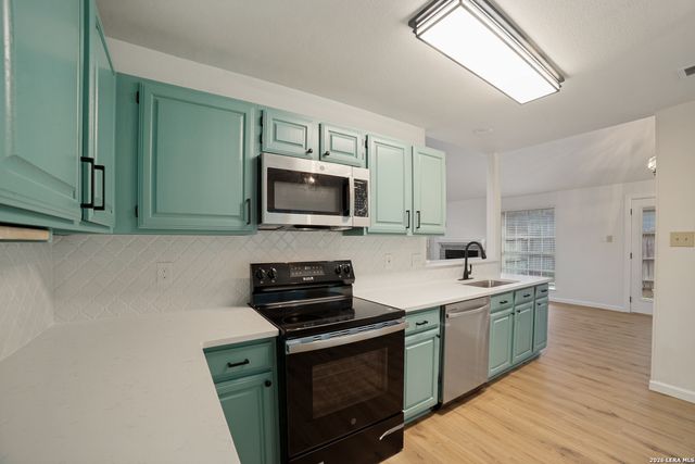 9754 Morningfield, San Antonio, TX 78250