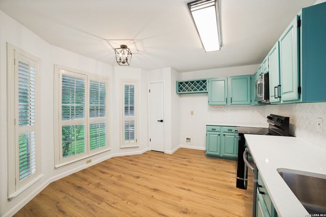 9754 Morningfield, San Antonio, TX 78250