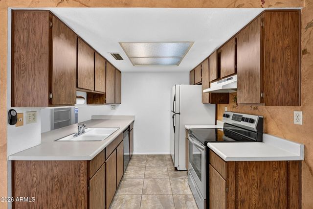 1916 W MORNINGSIDE Drive 74, Phoenix, AZ 85023