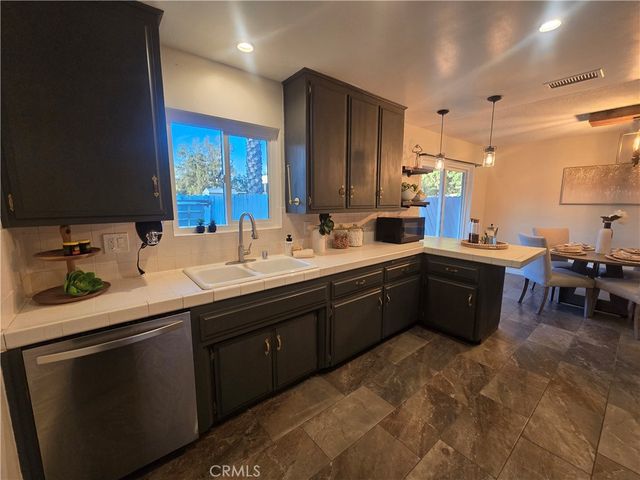 607 6th, Norco, CA 92860