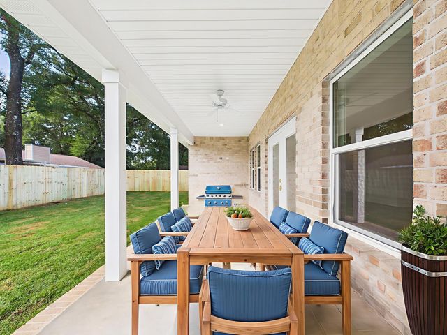 1619 Moore Street, Niceville, FL 32578