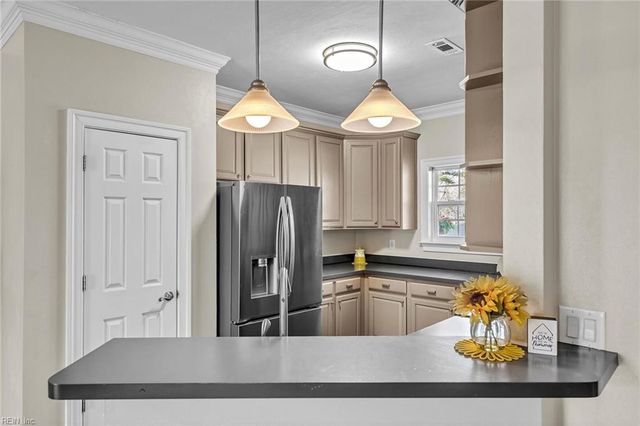 27085 Flaggy Run RD, Courtland, VA 23837