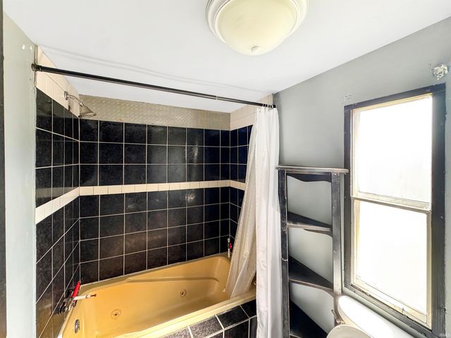 102 Hooker Street, Brooklyn, IN 46111