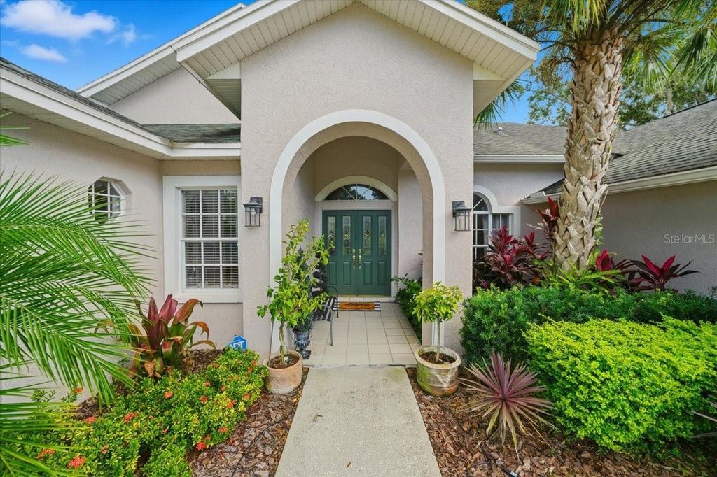 Image 2 of property listing at 16109 BELLE MEADE BOULEVARD, Odessa, FL 33556