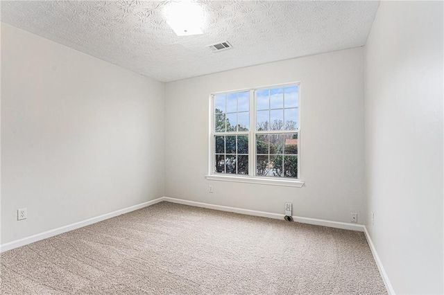 415 Cedarhurst Road, Lawrenceville, GA 30045