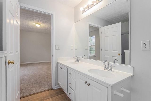 415 Cedarhurst Road, Lawrenceville, GA 30045