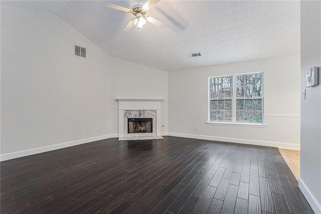 415 Cedarhurst Road, Lawrenceville, GA 30045