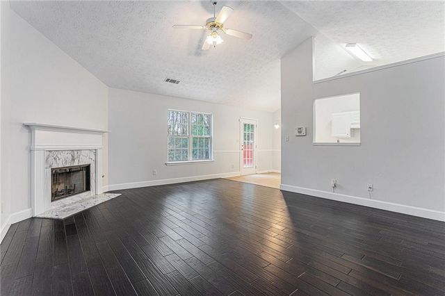 415 Cedarhurst Road, Lawrenceville, GA 30045