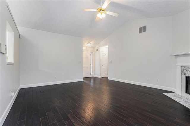 415 Cedarhurst Road, Lawrenceville, GA 30045