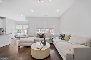 10719 VIOGNIER TER, Fairfax, VA 22030