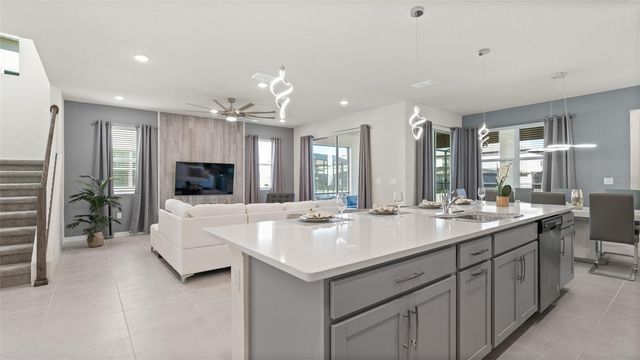 8917 COCONUT BREEZE DRIVE, Kissimmee, FL 34747