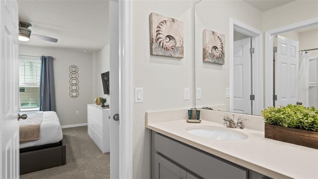 8917 COCONUT BREEZE DRIVE, Kissimmee, FL 34747