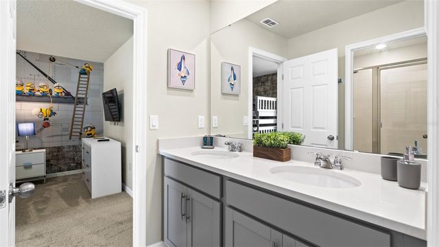 8917 COCONUT BREEZE DRIVE, Kissimmee, FL 34747