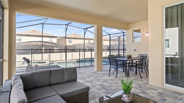 8917 COCONUT BREEZE DRIVE, Kissimmee, FL 34747