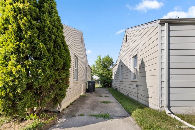 2538 Norman Street, Melvindale, MI 48122
