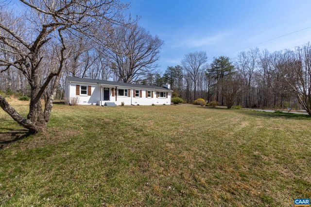 19 HARLOW TOWN RD, Louisa, VA 23093