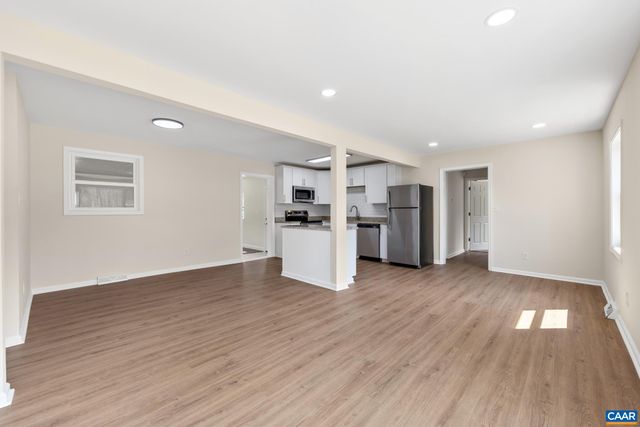 19 HARLOW TOWN RD, Louisa, VA 23093
