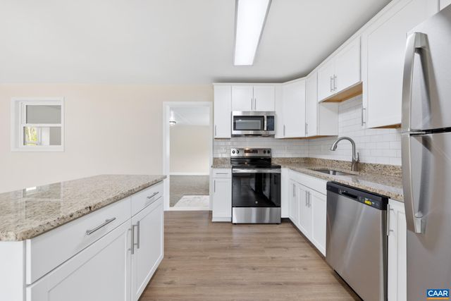 19 HARLOW TOWN RD, Louisa, VA 23093