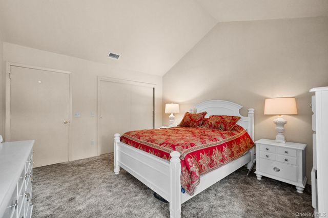 339 Oakwood Avenue, Bayport, NY 11705